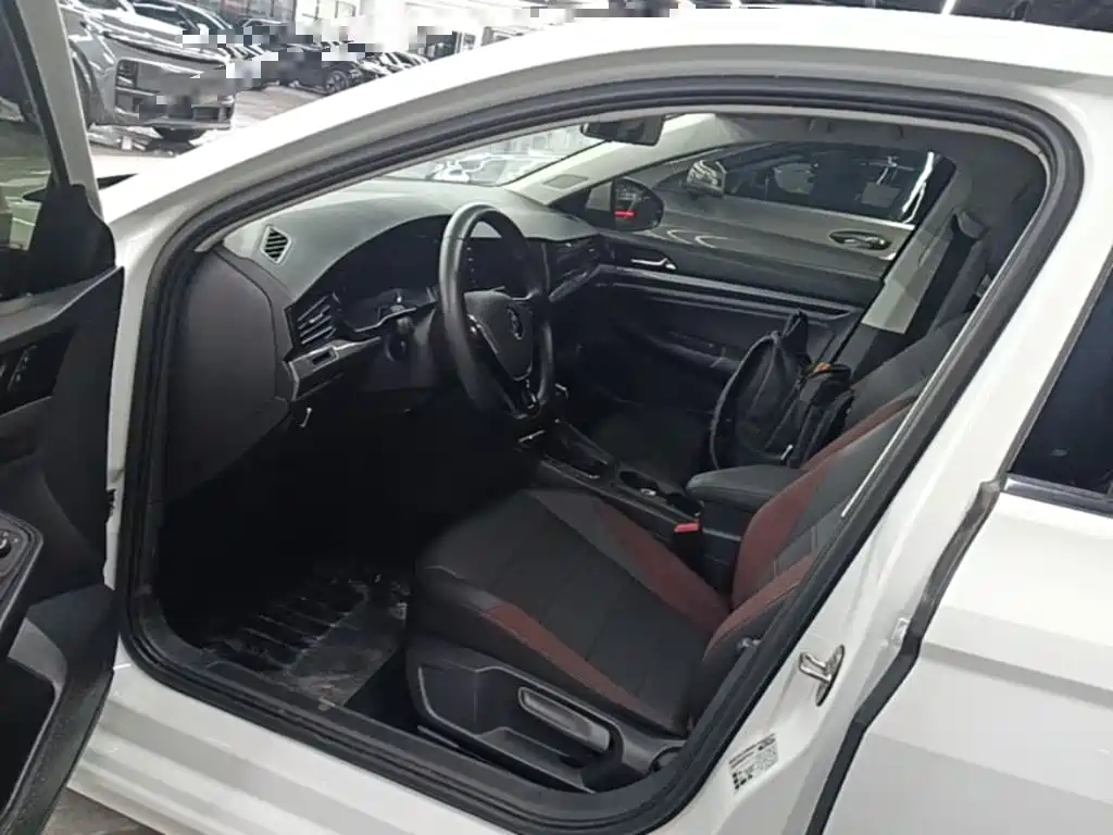 Volkswagen Bora — миниатюра 16