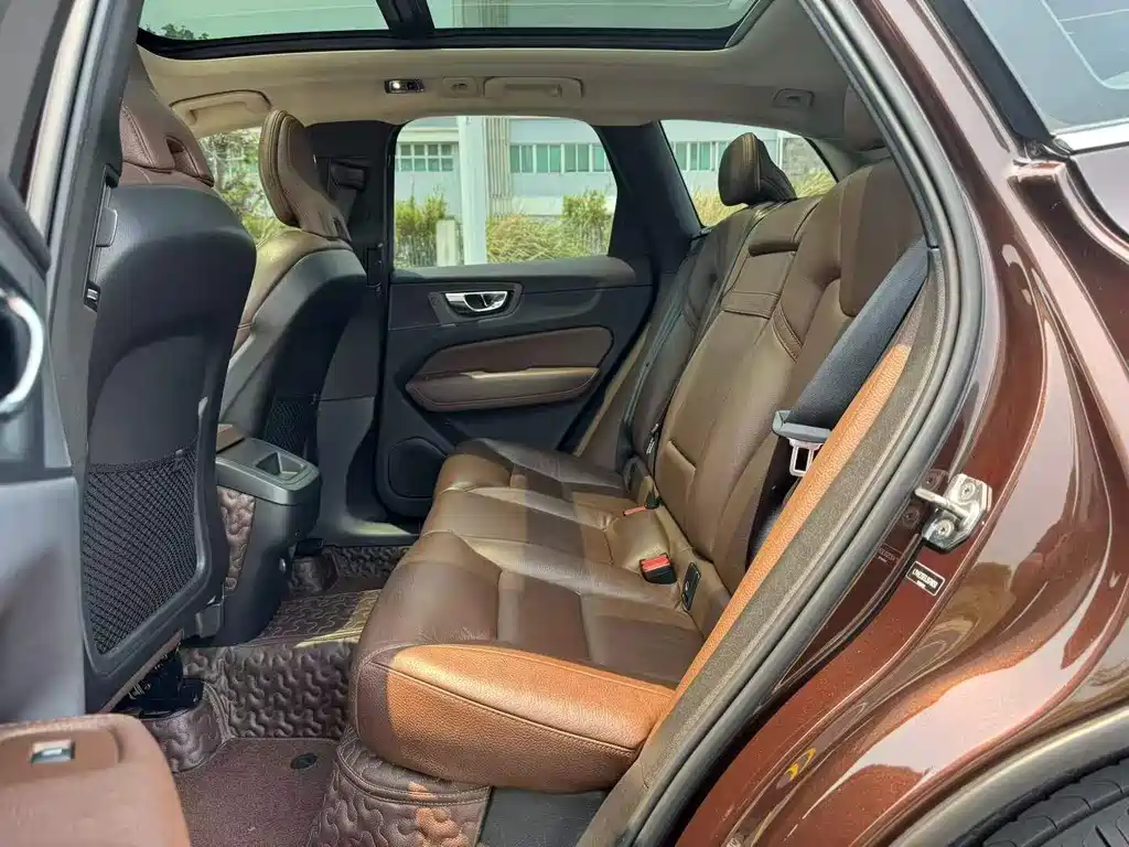 Volvo XC60 2020 T5 Luxury