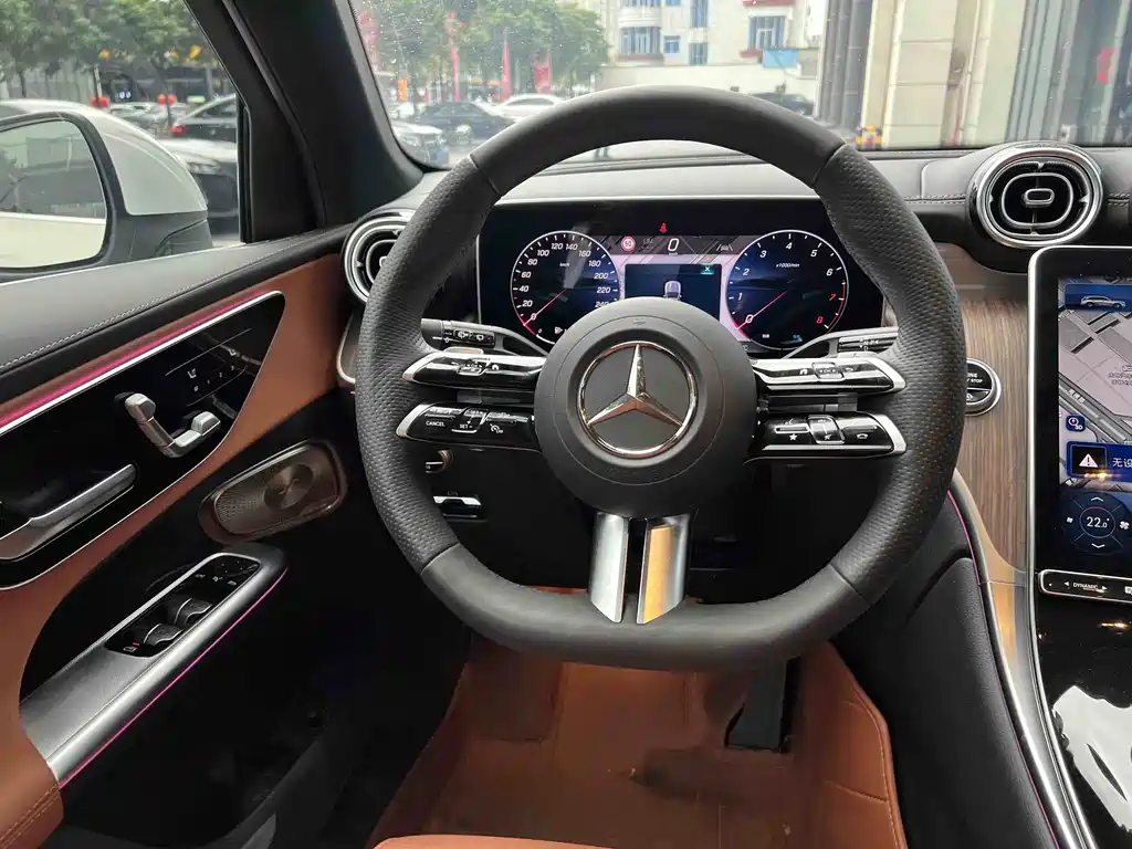 Mercedes-Benz GLC 2026