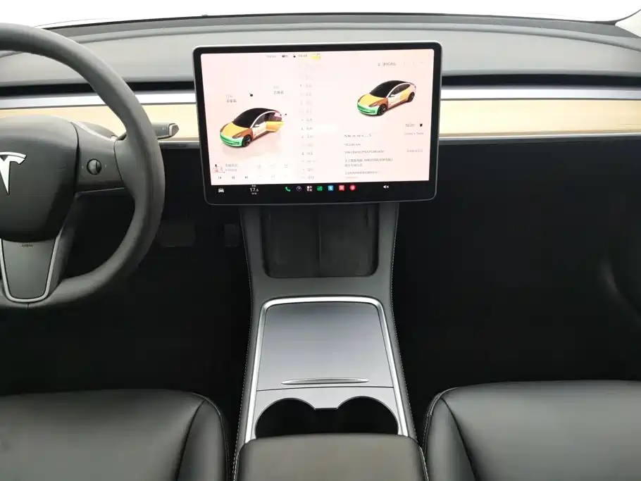 Tesla Model 3 — миниатюра 16
