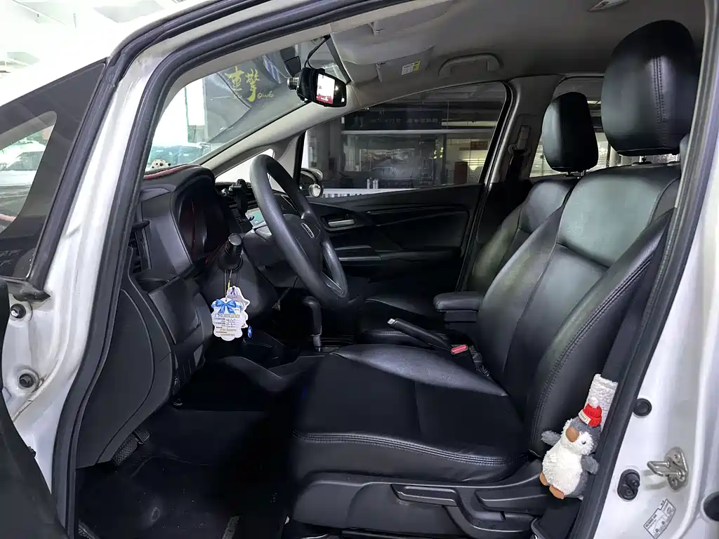 Honda Fit — миниатюра 4