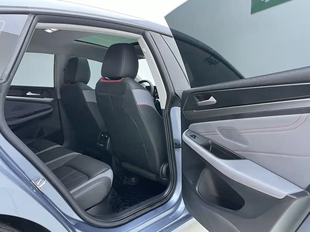 Volkswagen Lamando — миниатюра 26
