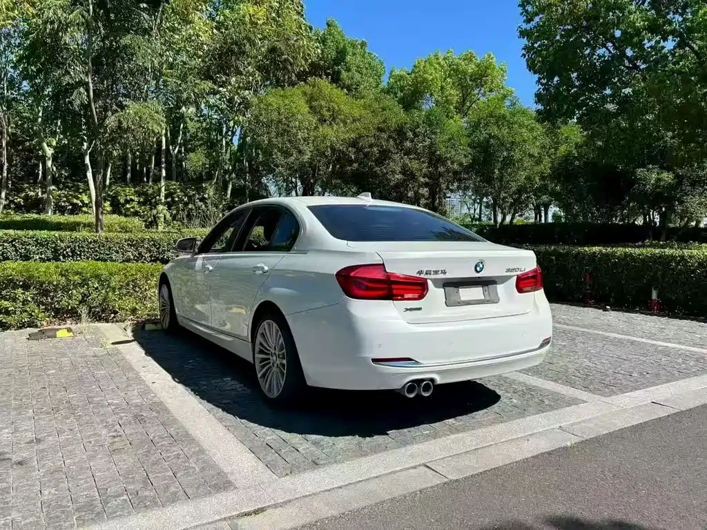 BMW 3 Series — миниатюра 7