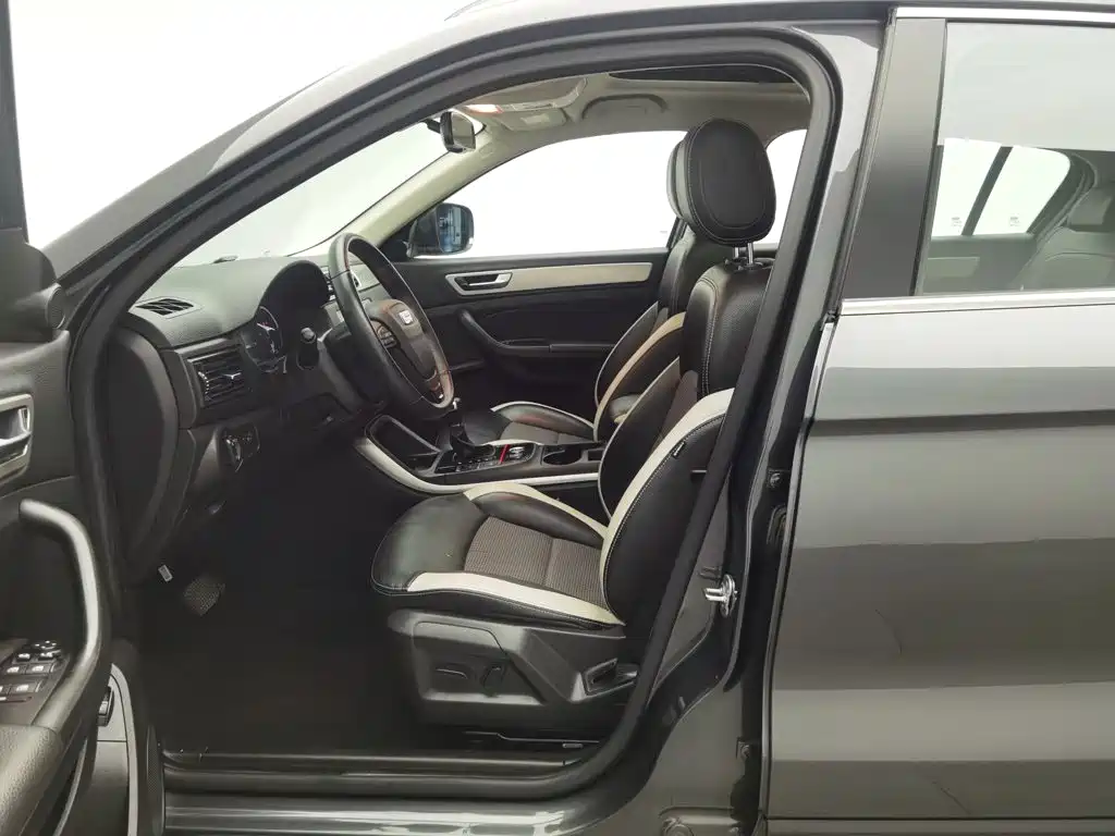 Qoros Qoros 5 — миниатюра 10