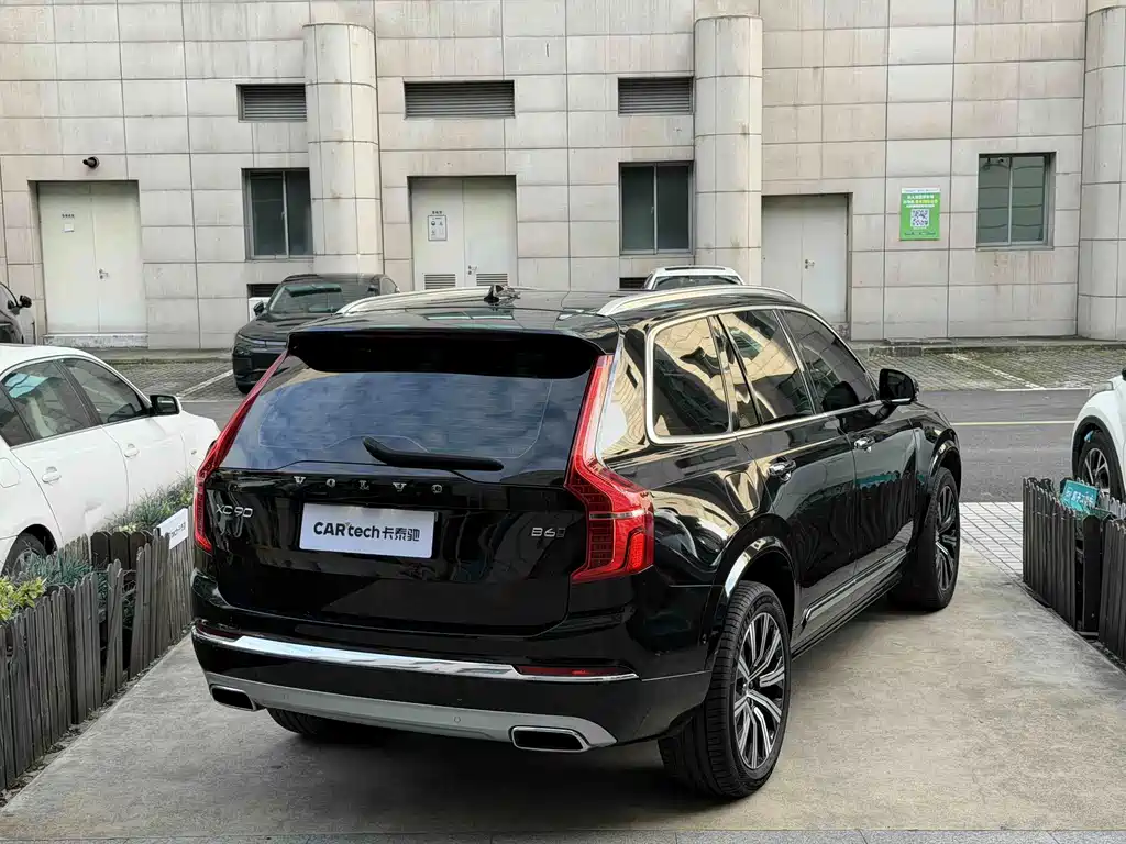 Volvo XC90 — миниатюра 3