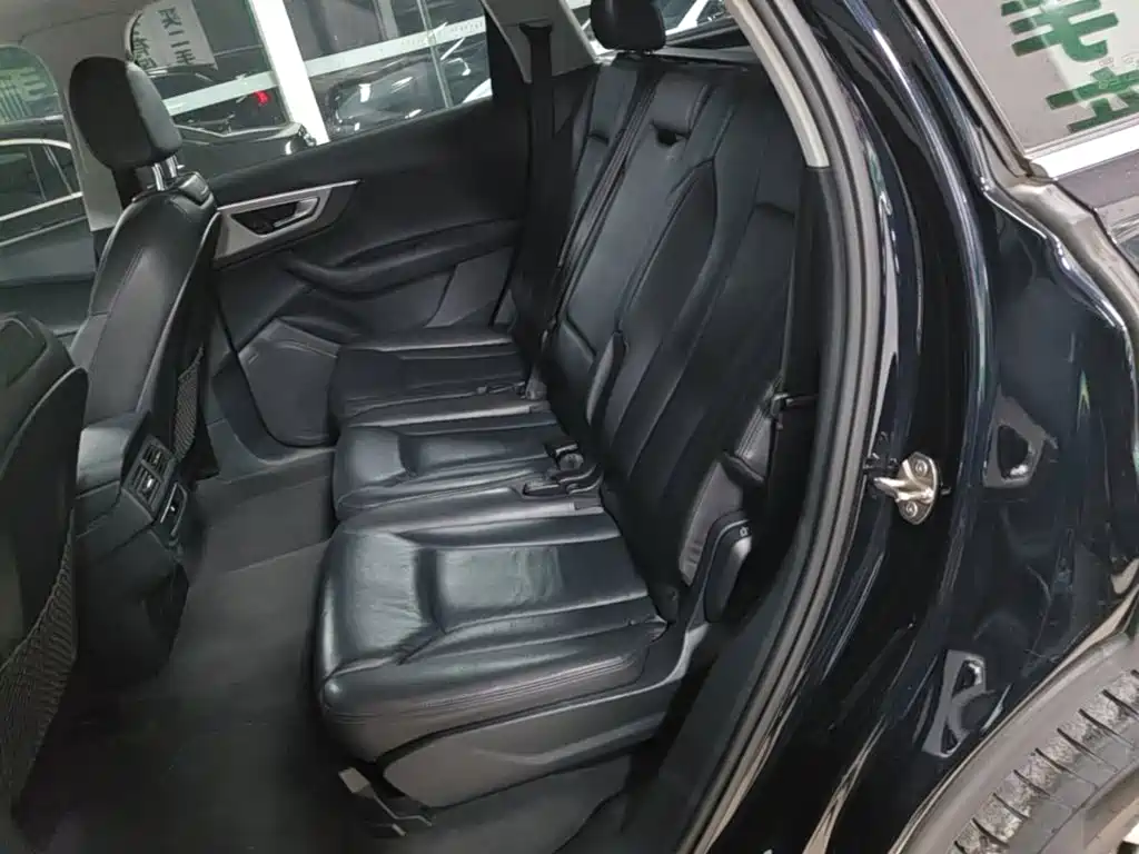 Audi Q7 — миниатюра 17