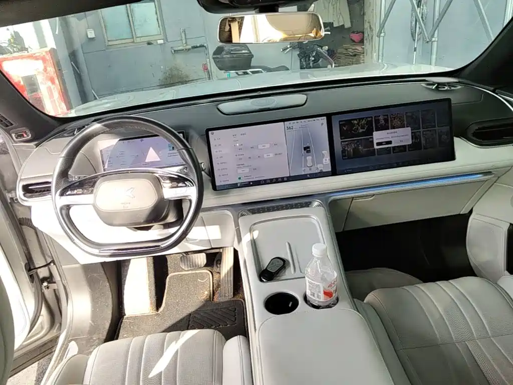XPeng G9 — миниатюра 10