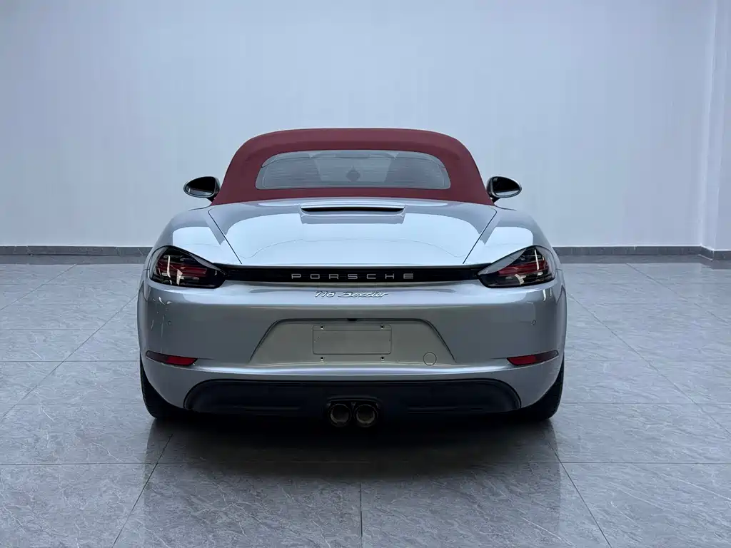PORSCHE 718