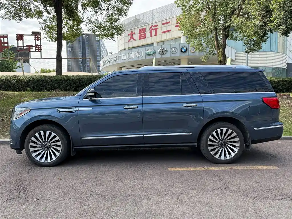 Lincoln Navigator 2019 3.5T