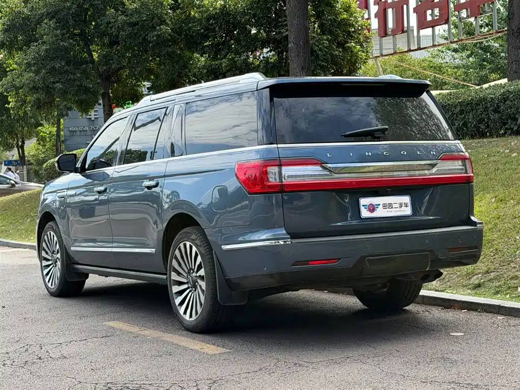 Lincoln Navigator 2019 3.5T