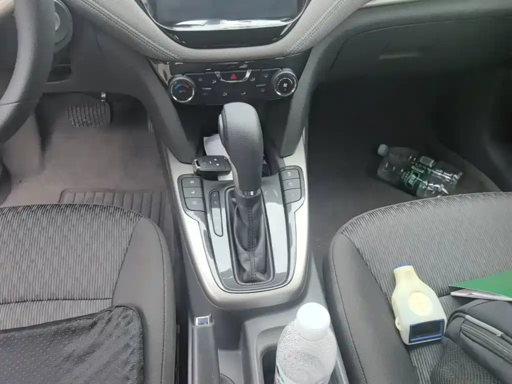 Chevrolet Malibu — миниатюра 14