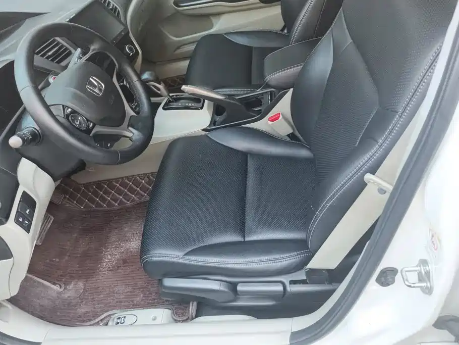 Honda Civic — миниатюра 9