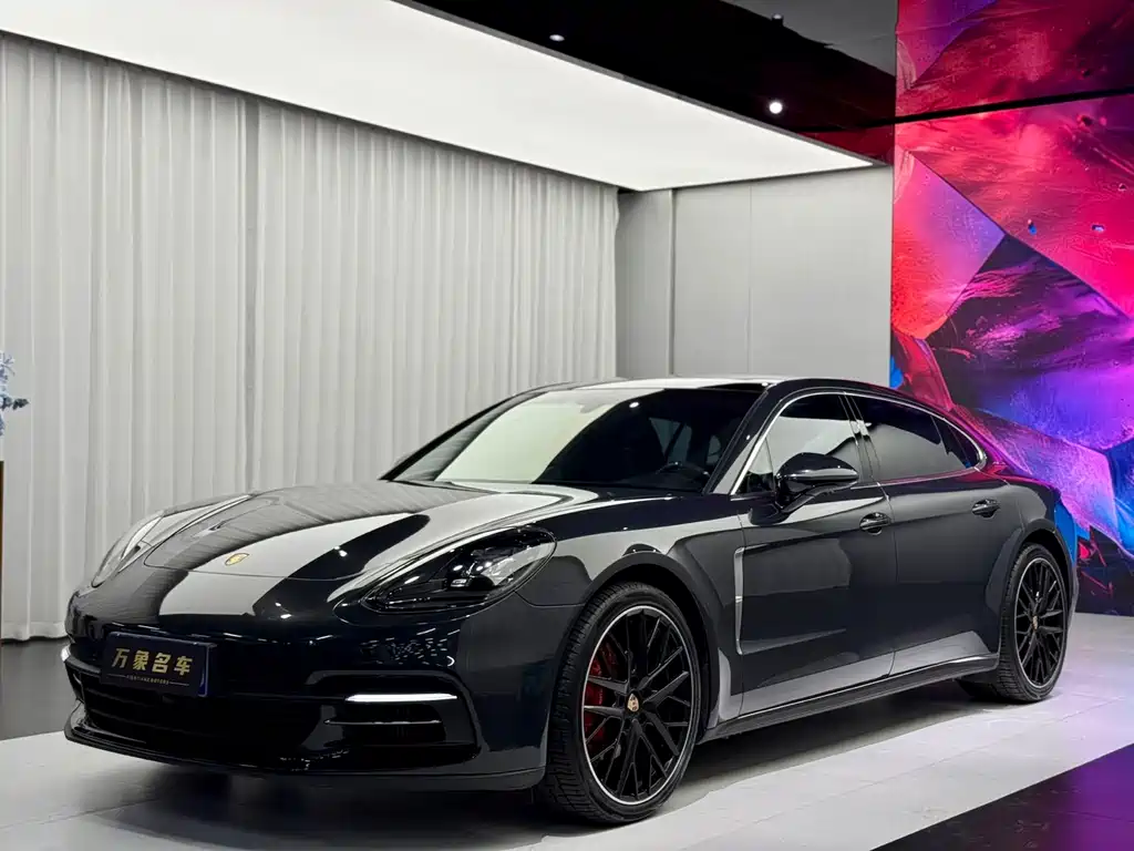Купить Porsche Panamera