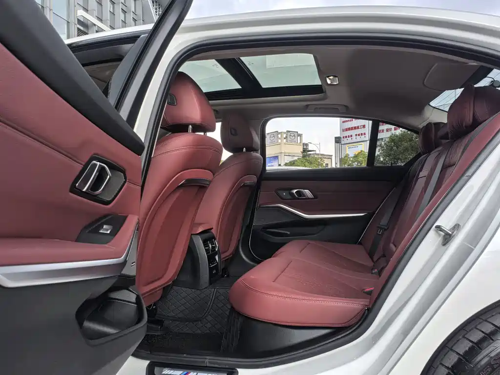 BMW 3 Series — миниатюра 16