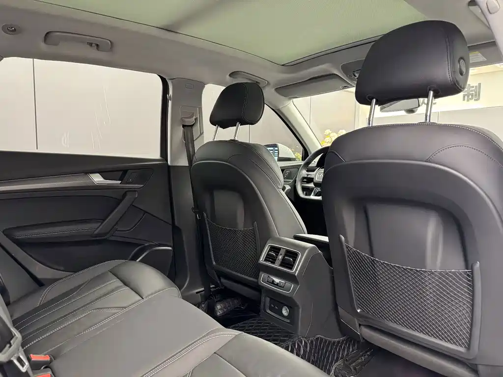Audi Q5L — миниатюра 8