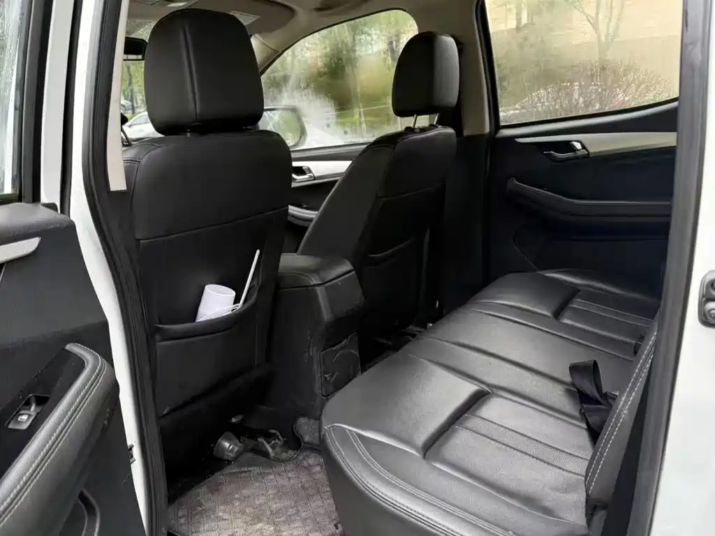 Isuzu RE-MAX Ruimai — миниатюра 4