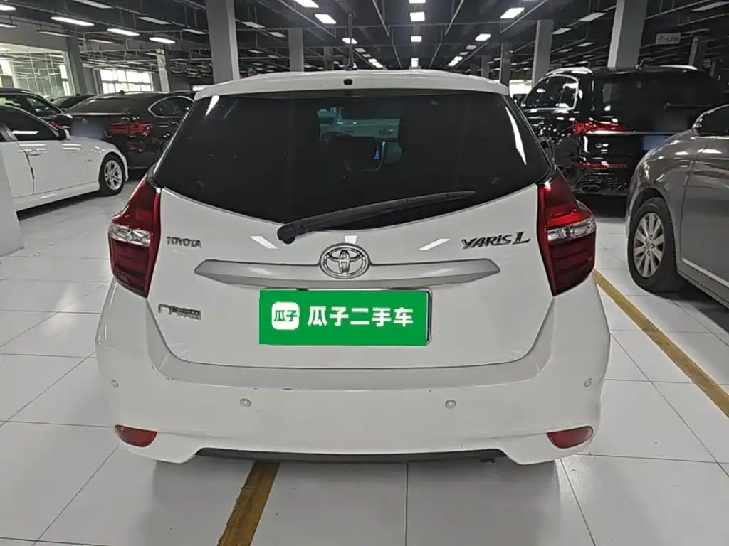 Toyota Yaris L — миниатюра 6