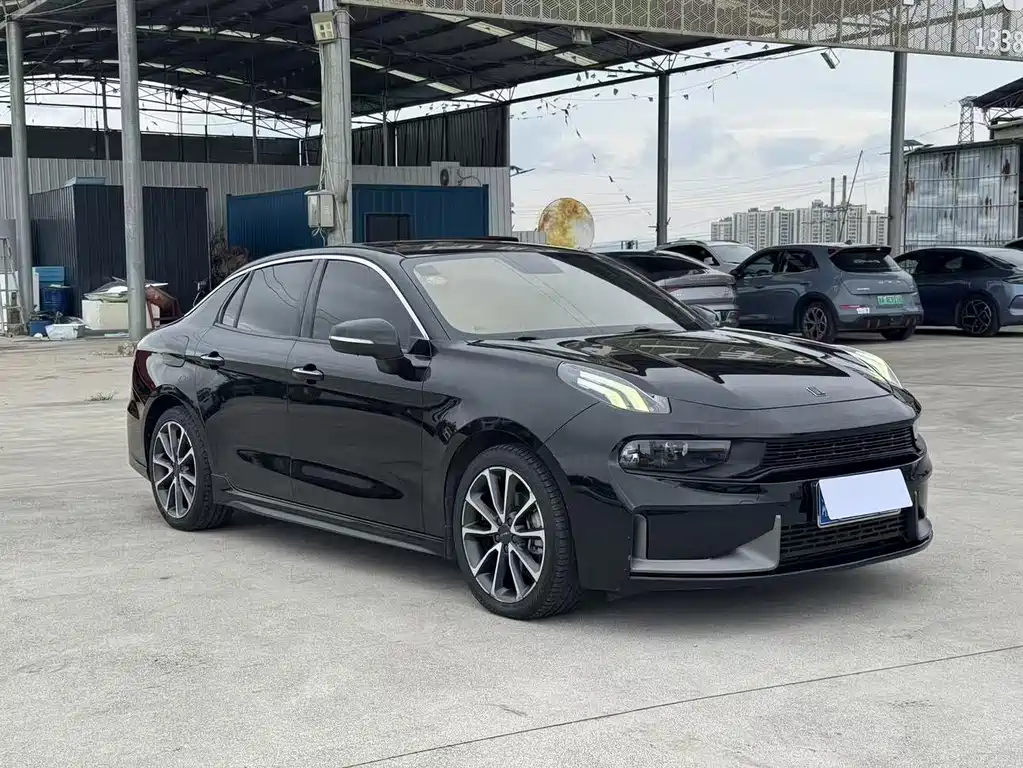 Lynk & Co 03 — миниатюра 3
