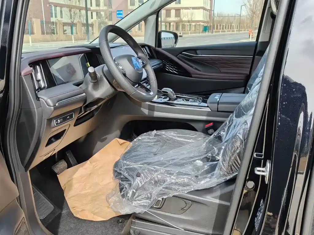 GAC M8 2024 400T Luxury