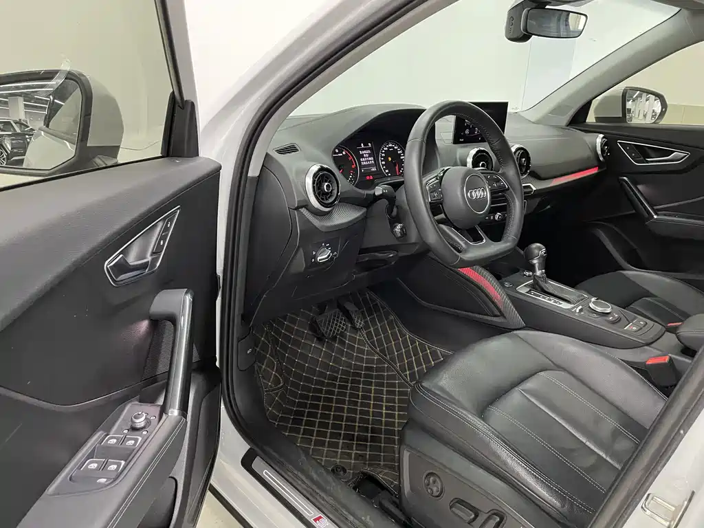 Audi Q2L — миниатюра 10
