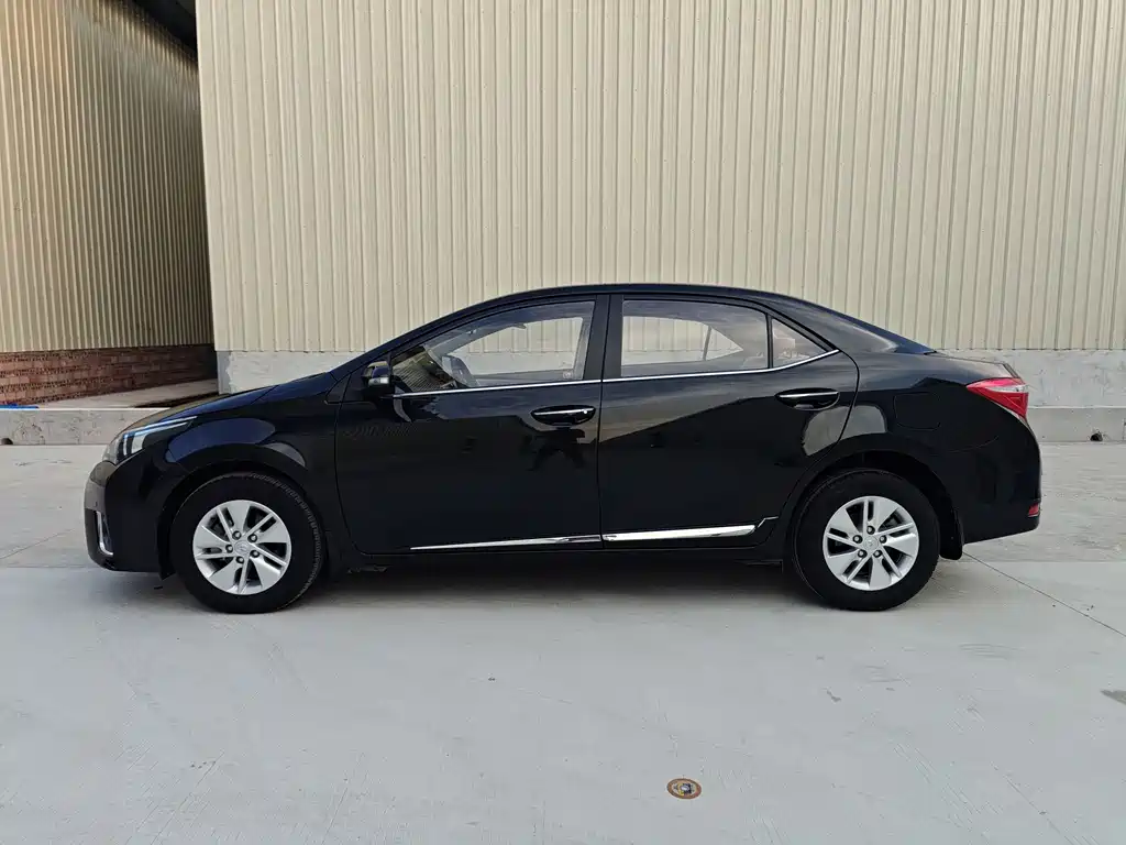 Toyota Corolla — миниатюра 8