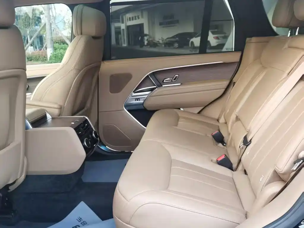 Land Rover Range Rover — миниатюра 12