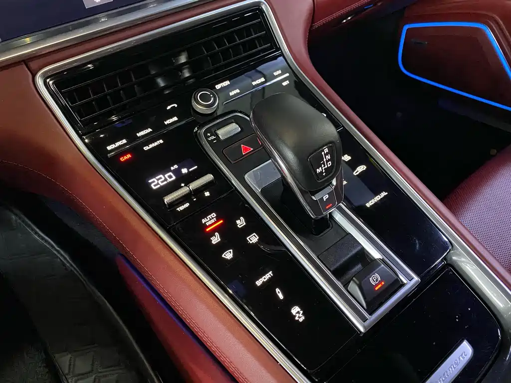 Porsche Panamera — миниатюра 10