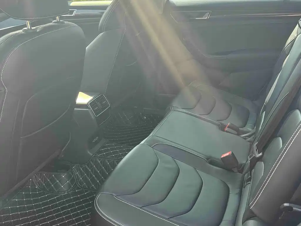 Skoda Kodiaq — миниатюра 8