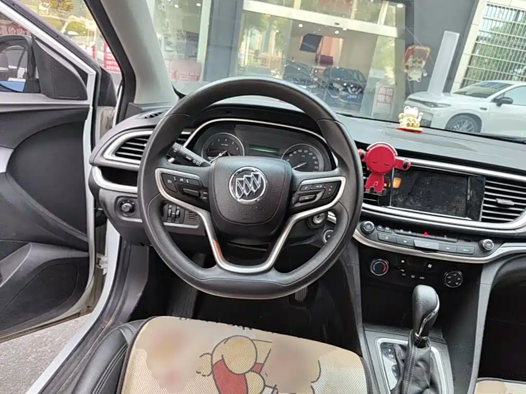 Buick Excelle — миниатюра 11