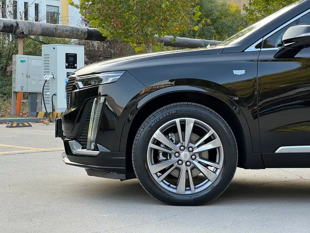 Cadillac XT6 — миниатюра 9