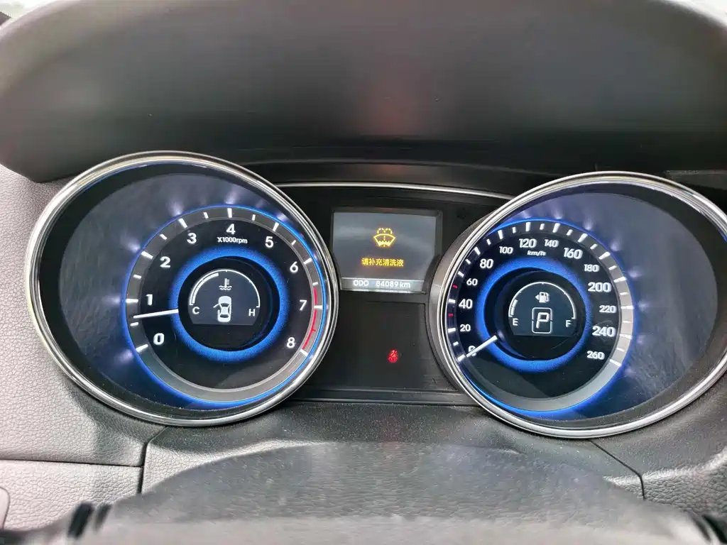 Hyundai Sonata — миниатюра 8