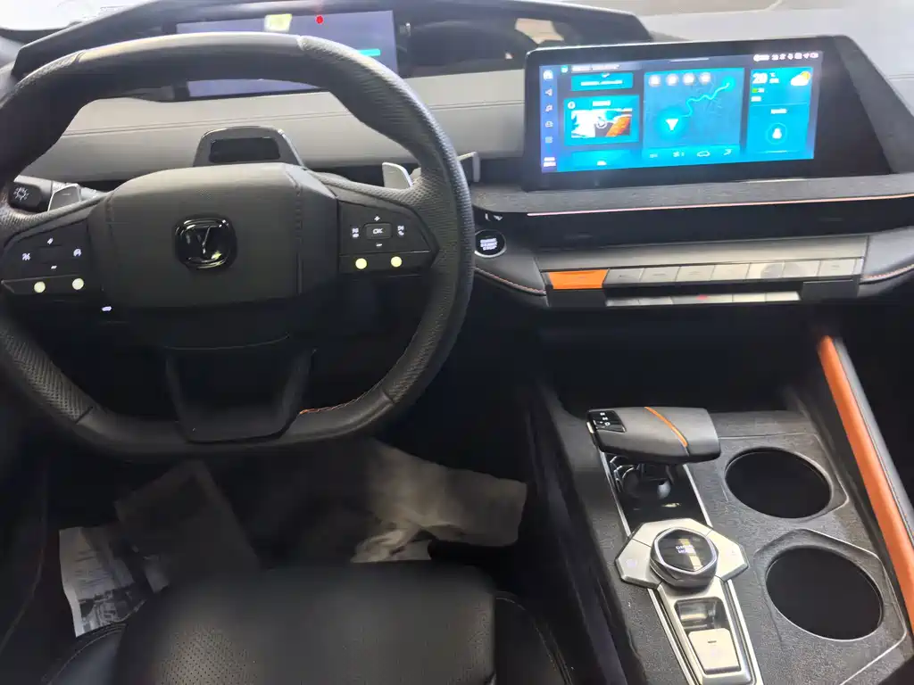 Changan UNI-V — миниатюра 11