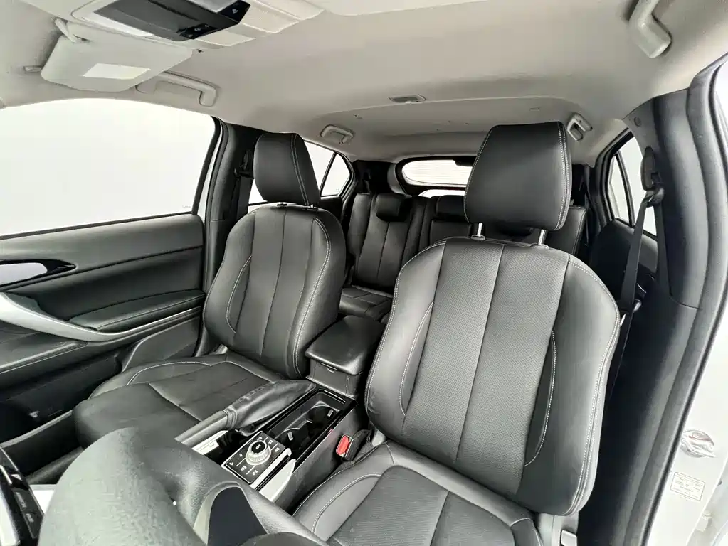 Mitsubishi Eclipse Cross — миниатюра 11