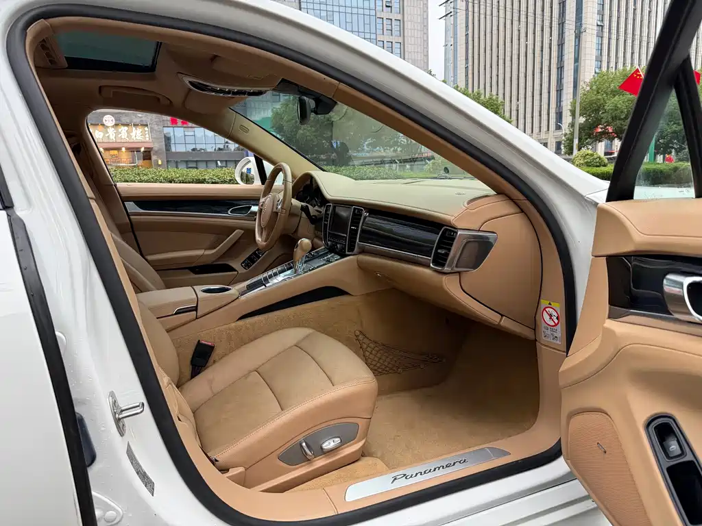 Porsche Panamera — миниатюра 10
