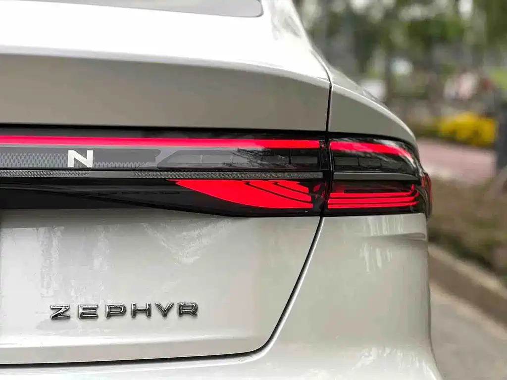 Lincoln Z — миниатюра 17