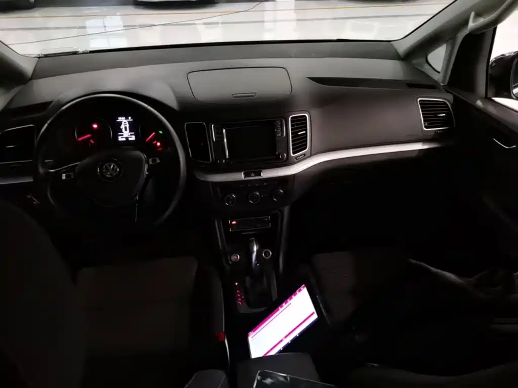 Volkswagen Sharan — миниатюра 10