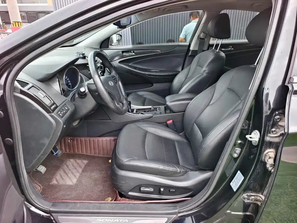 Hyundai Sonata — миниатюра 7