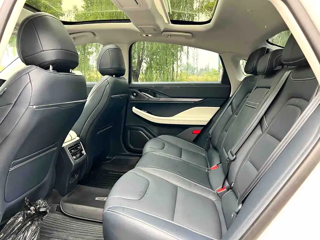 Lincoln Z — миниатюра 14
