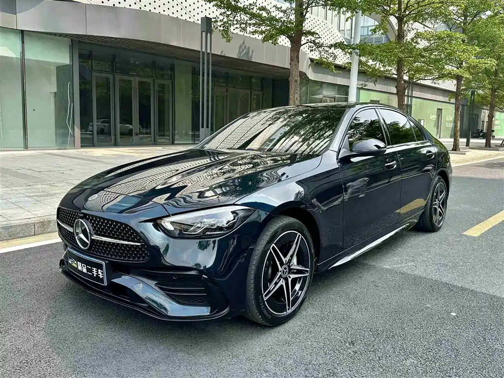 Mercedes-Benz C-Class 2024