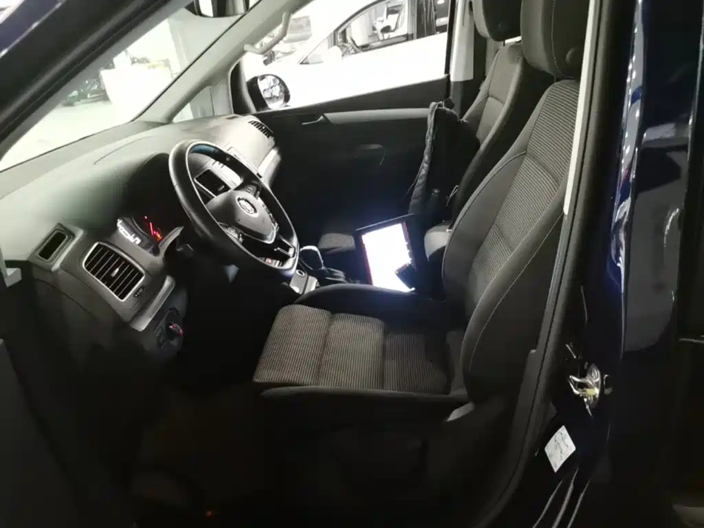 Volkswagen Sharan — миниатюра 15