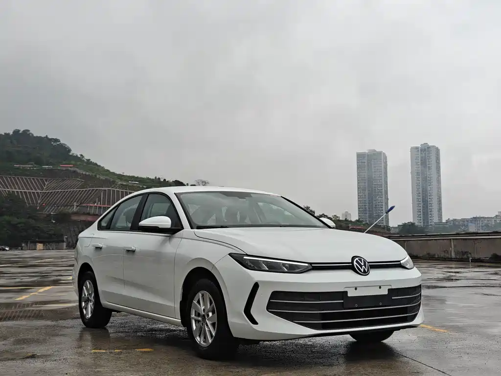 Volkswagen Lavida — миниатюра 4