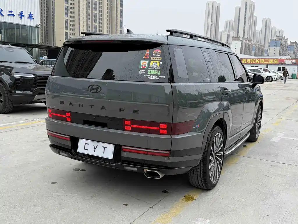 Hyundai Santa Fe — миниатюра 4
