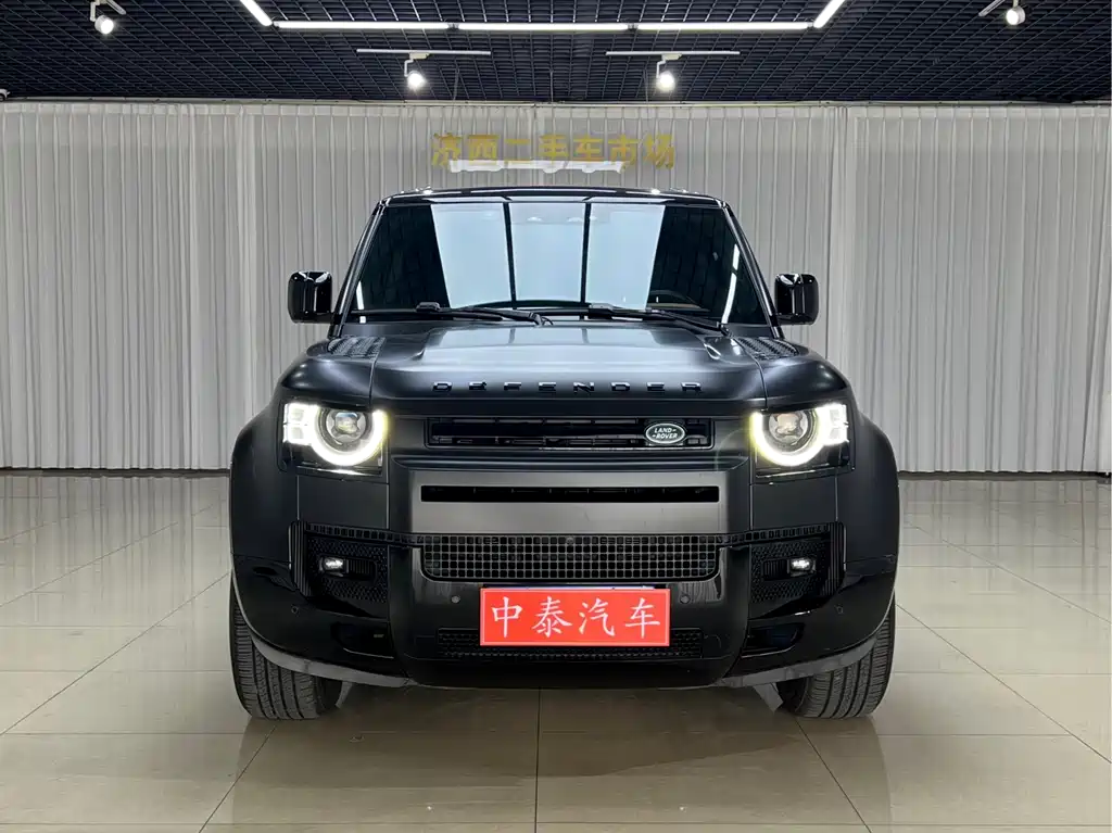 Land Rover Defender — миниатюра 2