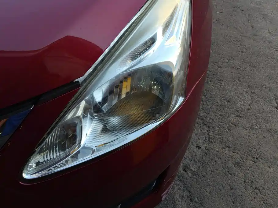 Nissan Tiida — миниатюра 5