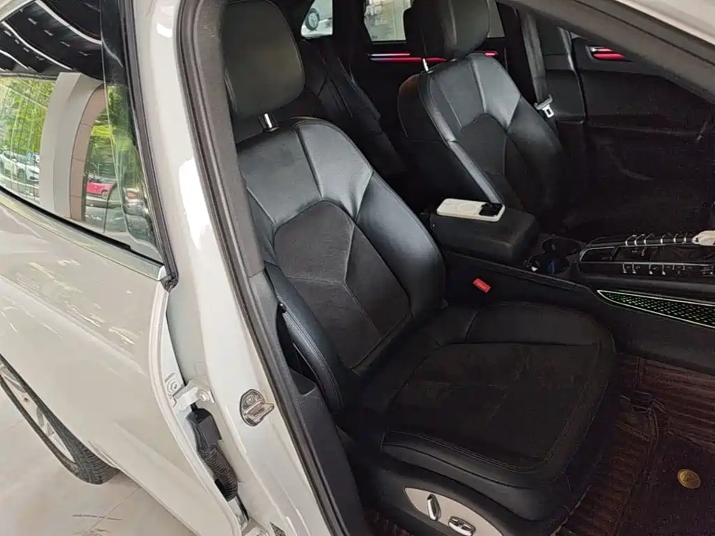Porsche Macan — миниатюра 25