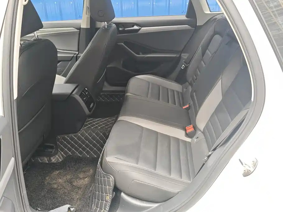 Volkswagen Sagitar — миниатюра 11
