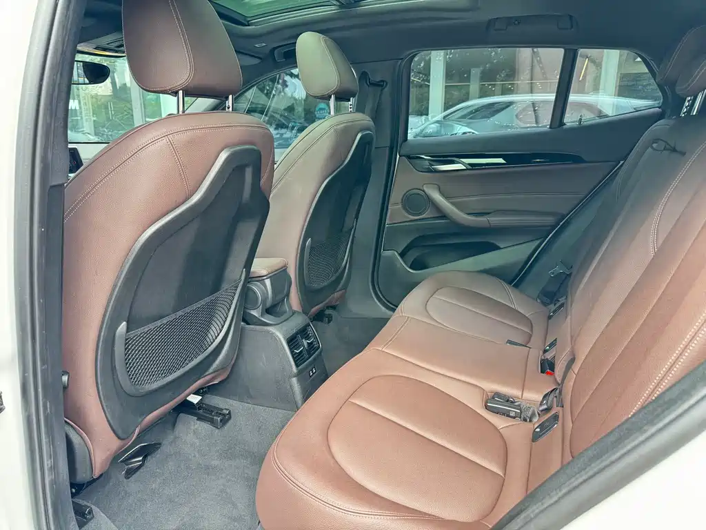 BMW X2 — миниатюра 14
