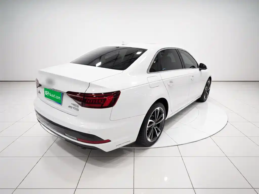 Audi A4L — миниатюра 4