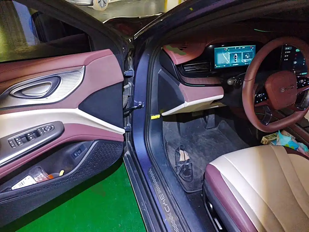BYD Seal — миниатюра 18