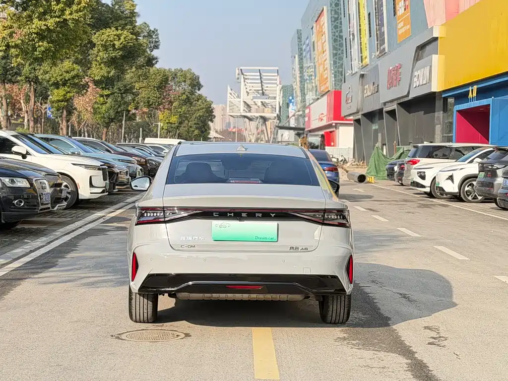 CHERY FENGYUN A8
